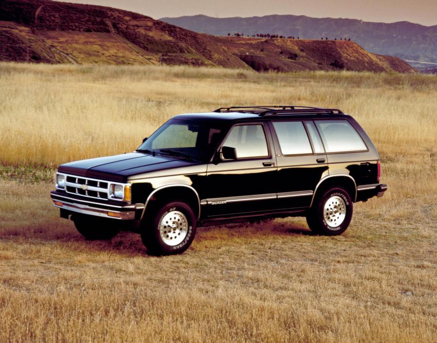  Chevrolet S-10 Blazer 5-Door 1990 года  (фото 6 из 11)
